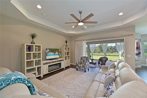 House in Parrish, Florida 4 bedrooms, 221.85 sq.m. № 1855788 - photo 3