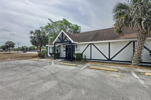 Propiedad comercial en alquiler en Leesburg, Florida, 148.64 m2 № 1657858 - foto 4