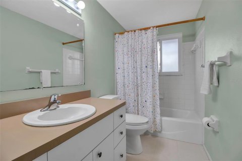Villa ou maison à vendre à Venice, Floride: 2 chambres, 106.74 m2 № 1515098 - photo 25
