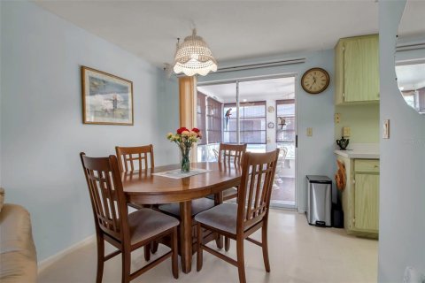 Villa ou maison à vendre à Venice, Floride: 2 chambres, 106.74 m2 № 1515098 - photo 16