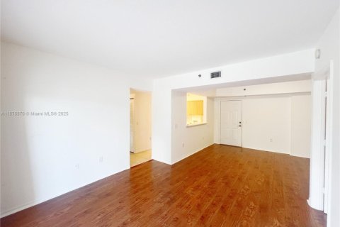 Copropriété à vendre à Miami, Floride: 3 chambres, 112.23 m2 № 2252988 - photo 10