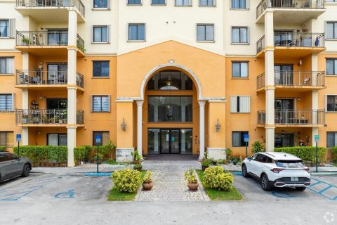 Condo à Miami, Floride, 3 chambres  № 2252988