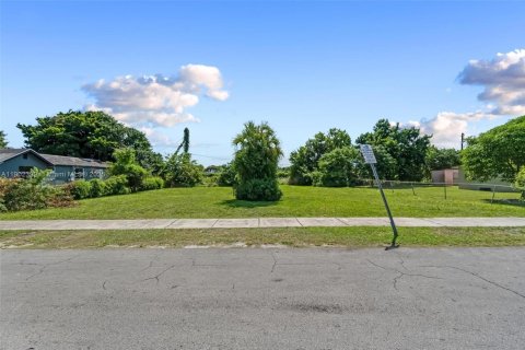 Terrain à vendre à Miami, Floride № 1953658 - photo 23