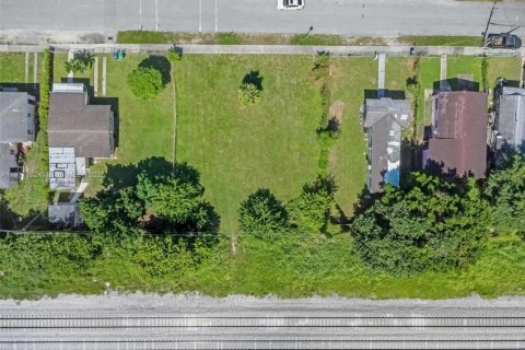 Terrain à vendre à Miami, Floride № 1953658 - photo 11