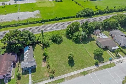 Terrain à vendre à Miami, Floride № 1953658 - photo 6