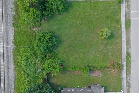 Terrain à vendre à Miami, Floride № 1953658 - photo 10