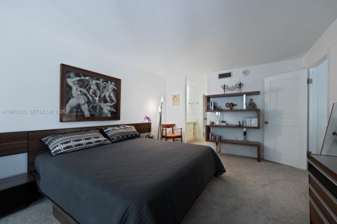 Condominio en venta en Miami, Florida, 1 dormitorio, 75.81 m2 № 2032163 - foto 15