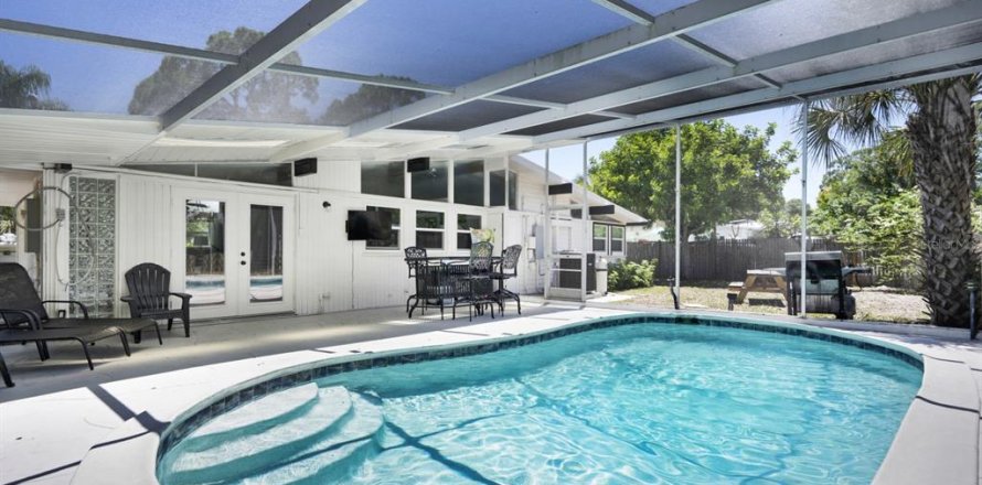 Appartement à Sarasota, Floride 3 chambres, 131.83 m2 № 2298894