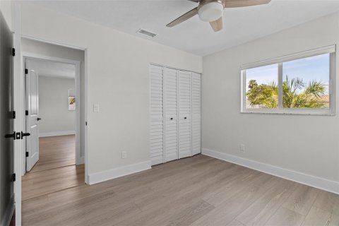 Casa en venta en Saint Petersburg, Florida, 2 dormitorios, 112.04 m2 № 1802311 - foto 17