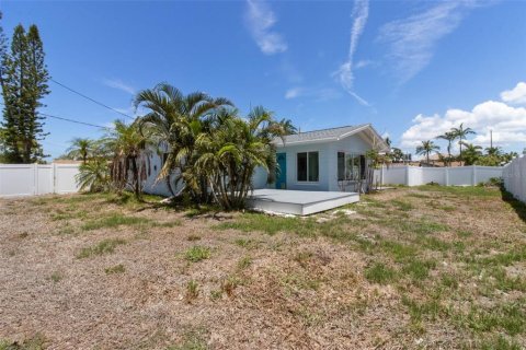 Casa en venta en Saint Petersburg, Florida, 2 dormitorios, 112.04 m2 № 1802311 - foto 24