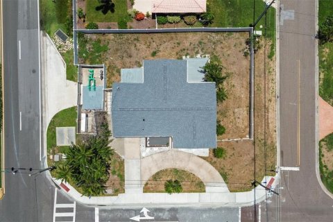 Casa en venta en Saint Petersburg, Florida, 2 dormitorios, 112.04 m2 № 1802311 - foto 29