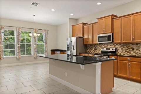 Adosado en venta en Lake Mary, Florida, 3 dormitorios, 203.55 m2 № 1917717 - foto 5