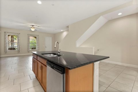 Adosado en venta en Lake Mary, Florida, 3 dormitorios, 203.55 m2 № 1917717 - foto 8