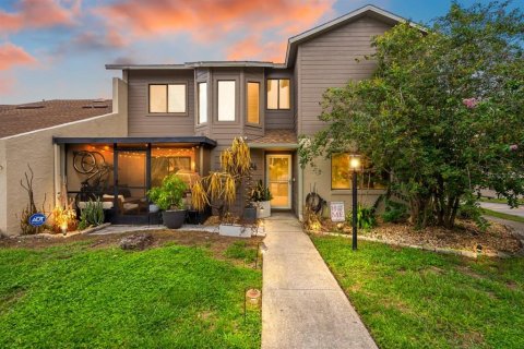 Townhouse in Ocoee, Florida 3 bedrooms, 124.95 sq.m. № 2385785