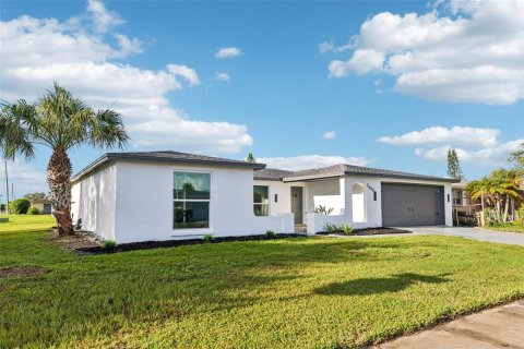 Casa en venta en Holiday, Florida, 3 dormitorios, 136.57 m2 № 2355762 - foto 3