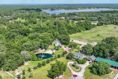 Casa en venta en Geneva, Florida, 7 dormitorios, 262.54 m2 № 2385930 - foto 22