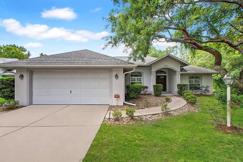 Casa en Homosassa, Florida 3 dormitorios, 184.88 m2 № 2120205