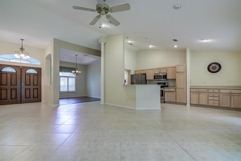 Casa en alquiler en Homosassa, Florida, 3 dormitorios, 184.88 m2 № 2120205 - foto 4