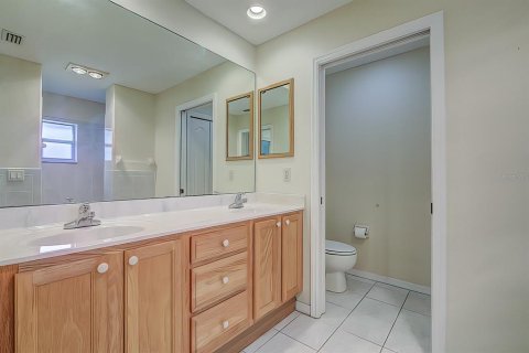 Casa en alquiler en Homosassa, Florida, 3 dormitorios, 184.88 m2 № 2120205 - foto 23