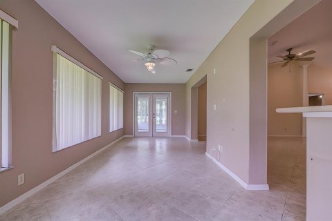Casa en alquiler en Homosassa, Florida, 3 dormitorios, 184.88 m2 № 2120205 - foto 13