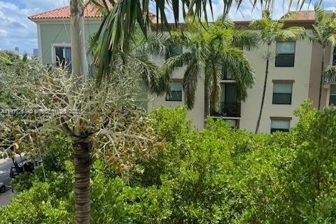 Copropriété à vendre à Hollywood, Floride: 1 chambre, 68.38 m2 № 1971068 - photo 1