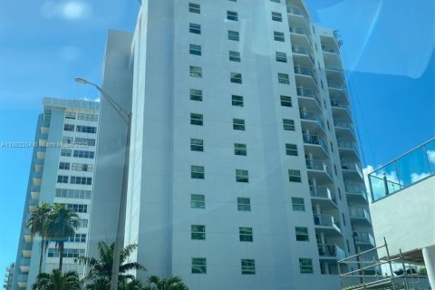 Copropriété à louer à Miami Beach, Floride: 1 chambre, 69.31 m2 № 1930452 - photo 17