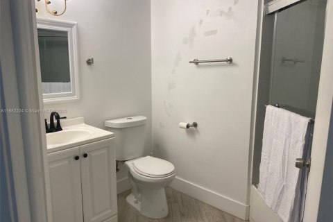 Copropriété à louer à Miami Beach, Floride: 1 chambre, 69.31 m2 № 1930452 - photo 15