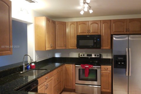 House in Orlando, Florida 3 bedrooms, 137.96 sq.m. № 1982198 - photo 12