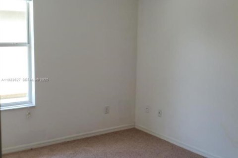 House in Orlando, Florida 3 bedrooms, 137.96 sq.m. № 1982198 - photo 15