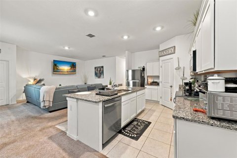 Casa en venta en Haines City, Florida, 4 dormitorios, 165.27 m2 № 2383949 - foto 12