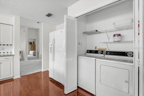 Villa ou maison à vendre à Bradenton, Floride: 2 chambres, 158.4 m2 № 2231527 - photo 21