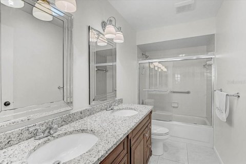 Villa ou maison à vendre à Bradenton, Floride: 2 chambres, 158.4 m2 № 2231527 - photo 16