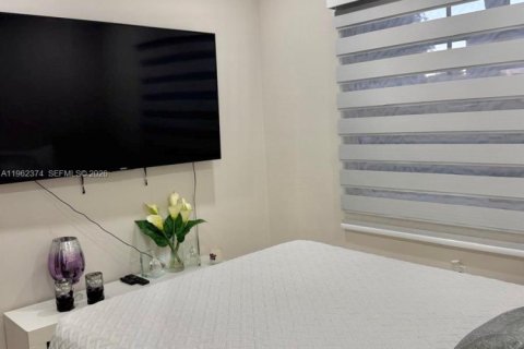 Купить кондоминиум в Майами, Флорида 2 спальни, № 2024009 - фото 22
