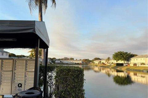 Купить кондоминиум в Майами, Флорида 2 спальни, № 2024009 - фото 8