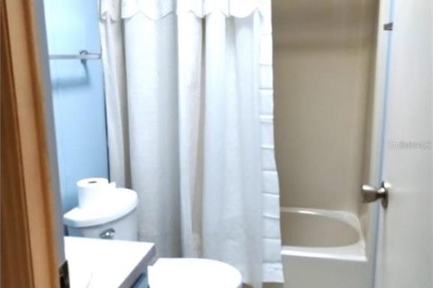 House in Zephyrhills, Florida 2 bedrooms, 75.81 sq.m. № 1788958 - photo 11