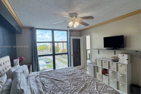 Copropriété à vendre à Miami, Floride: 2 chambres, 84.54 m2 № 2248023 - photo 15