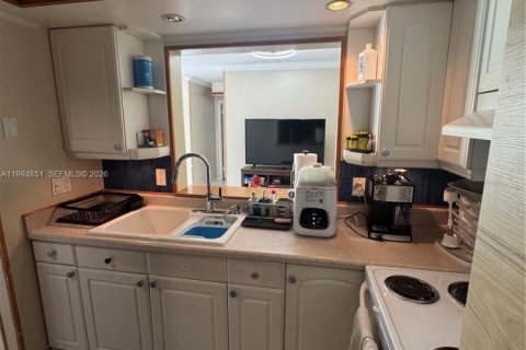 Copropriété à vendre à Miami, Floride: 2 chambres, 84.54 m2 № 2248023 - photo 6