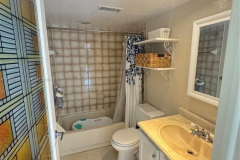 Copropriété à vendre à Miami, Floride: 2 chambres, 84.54 m2 № 2248023 - photo 11