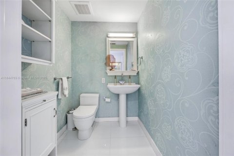 Copropriété à vendre à Miami Beach, Floride: 3 chambres, 170.66 m2 № 1841240 - photo 17