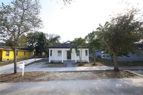 Villa ou maison à vendre à Homestead, Floride: 3 chambres, 103.86 m2 № 2024702 - photo 3