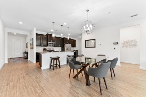 Villa ou maison à vendre à Royal Palm Beach, Floride: 5 chambres, 213.68 m2 № 2253197 - photo 9