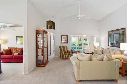 Casa en venta en Clermont, Florida, 2 dormitorios, 166.48 m2 № 2144815 - foto 3