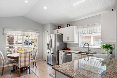 Casa en venta en Clermont, Florida, 2 dormitorios, 166.48 m2 № 2144815 - foto 8