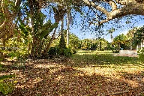 House in Homestead, Florida 3 bedrooms, 184.13 sq.m. № 1860786 - photo 25