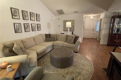 House in Sun City Center, Florida 2 bedrooms, 153.85 sq.m. № 1747618 - photo 5