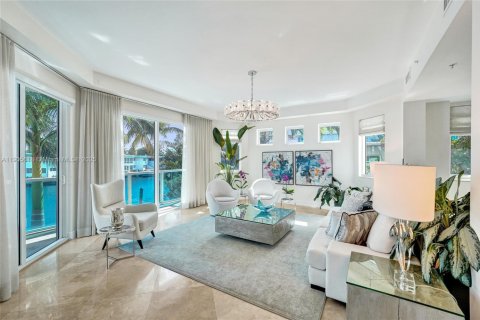 Condominio en venta en Fort Lauderdale, Florida, 2 dormitorios, 222.41 m2 № 1975912 - foto 27
