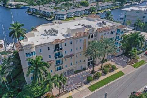 Condominio en venta en Fort Lauderdale, Florida, 2 dormitorios, 222.41 m2 № 1975912 - foto 1