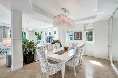 Condominio en venta en Fort Lauderdale, Florida, 2 dormitorios, 222.41 m2 № 1975912 - foto 19
