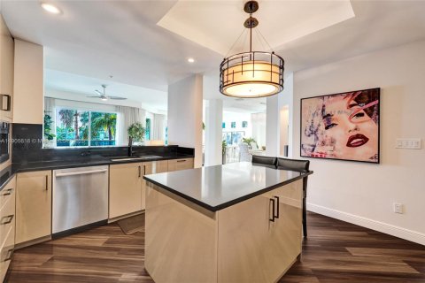 Condominio en venta en Fort Lauderdale, Florida, 2 dormitorios, 222.41 m2 № 1975912 - foto 17
