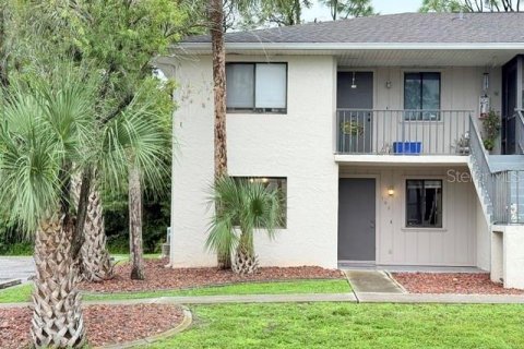 Condominio en venta en Port Charlotte, Florida, 2 dormitorios, 78.04 m2 № 1913257 - foto 3